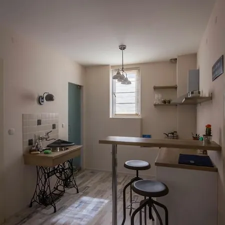 Maison 33 דירה *