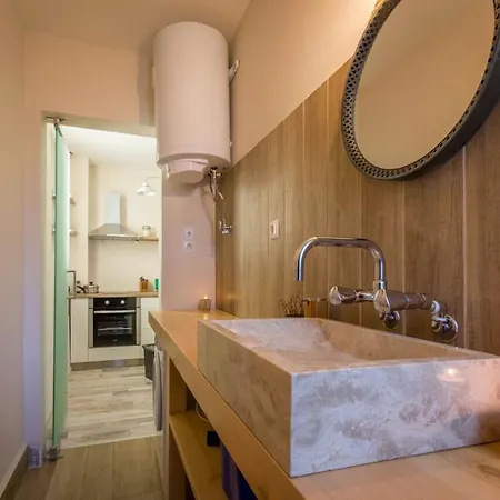 Maison 33 아파트
